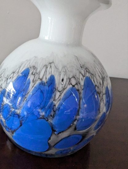 Opaque Glass Vase - Image 3