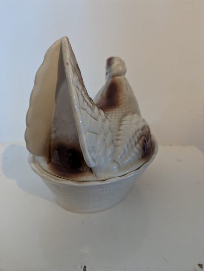 Glazed Ceramic Chicken Egg Basket - Image 4