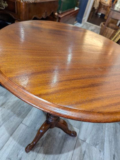 Tea Table - Image 4