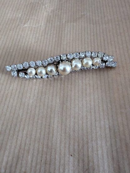Pearl Bar Brooch - Image 3