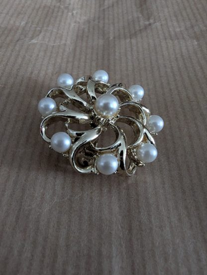 Pearl Brooch - Image 3