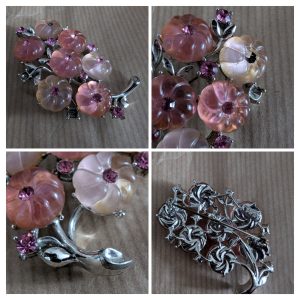 Lisner Vintage Brooch