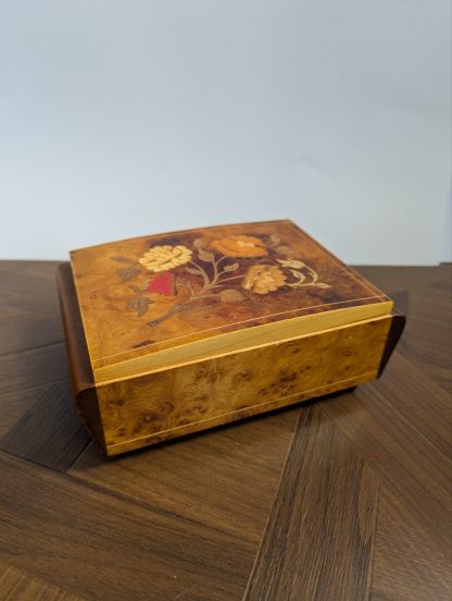 Italian Sorrento Music Box - Image 2