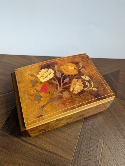 Italian Sorrento Music Box - Image 4
