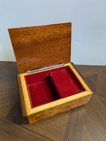 Italian Sorrento Music Box - Image 5