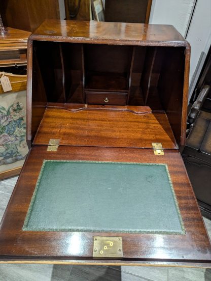 Writing Bureau - Image 5