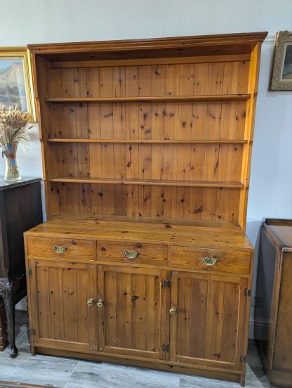 Farmhouse Style Pine Dresser