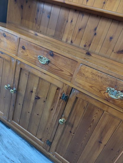 Farmhouse Style Pine Dresser - Image 4