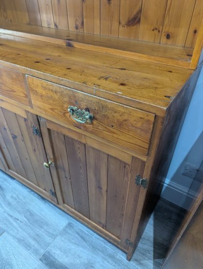 Farmhouse Style Pine Dresser - Image 3