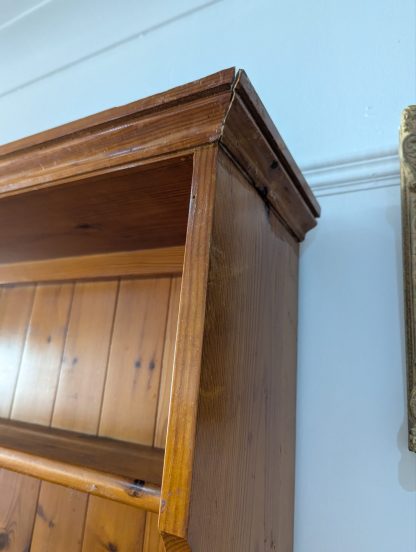 Farmhouse Style Pine Dresser - Image 8