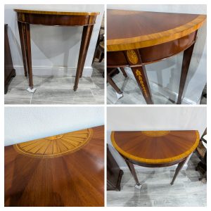 Demi Lune Table