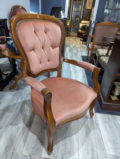 Button Back Armchair - Image 3
