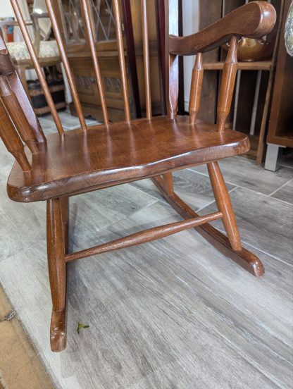 Kids Rocking Chair - Image 6