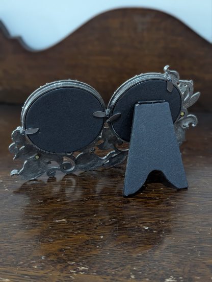 Enamel Photo Frame by Past Times - Image 6