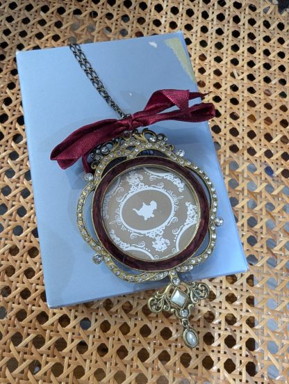 Wedgwood Mini Hanging Photo Frame - Image 2