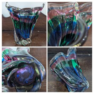 Iwatsu Hineri Glass Art Vase