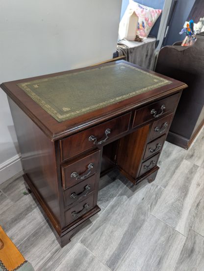Mahogany Kneehole Desk - Image 4