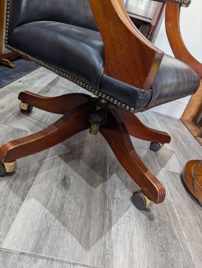 Swivel Armchair by Beval Funnel - Image 7