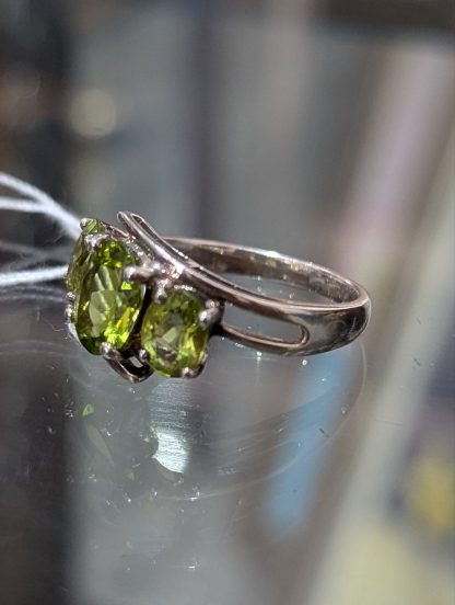 Sterling Silver Peridot Ring - Image 5