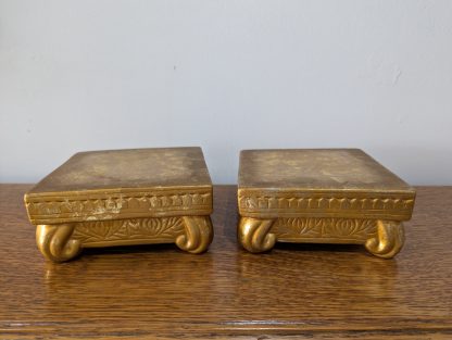 Ceramic Gold Plinth - Image 3