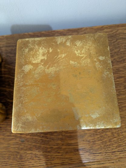 Ceramic Gold Plinth - Image 5