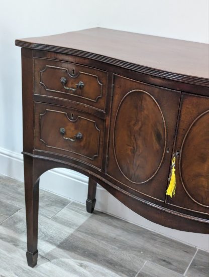 Mahogany Serpentine Sideboard - Image 3