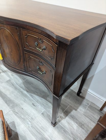 Mahogany Serpentine Sideboard - Image 6