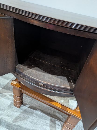 Mahogany Serpentine Sideboard - Image 8